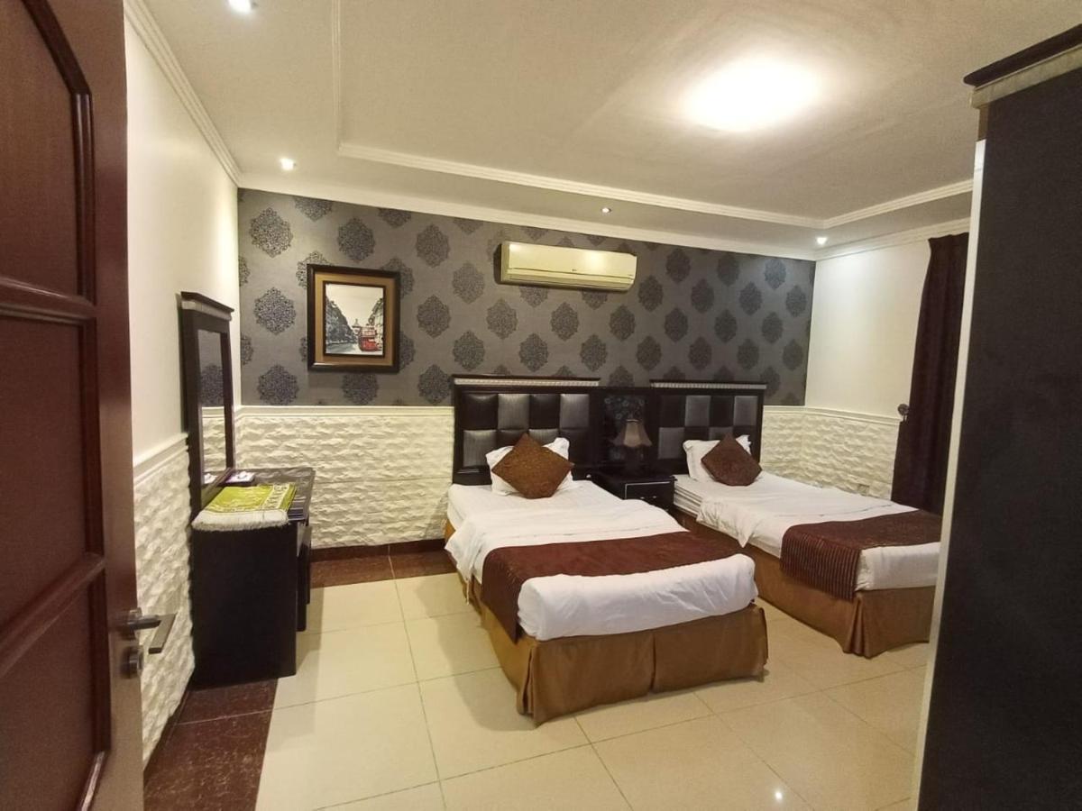 Celine Al Motamaiza Furnished Apartment เจดดาห์ ภายนอก รูปภาพ
